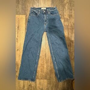 Abercrombie & Fitch 90s Relaxed Jean High Rise Short length